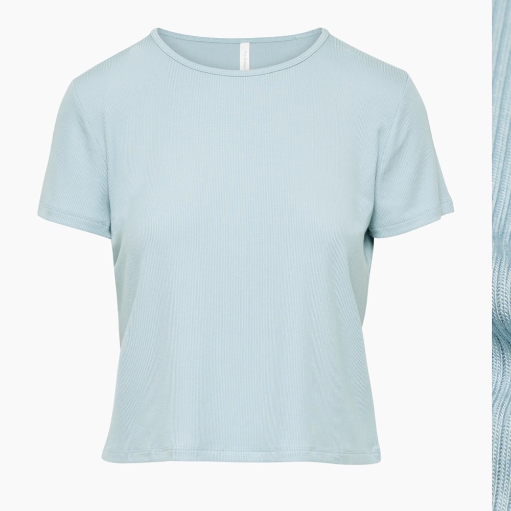 ARITZIA The Group by Babaton
Luxe Lounge New Everyday T-Shirt DEW BLUE